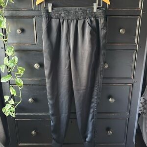 Evereve x David Lerner size L Satin Joggers Jazmine Womens Black, Pull On